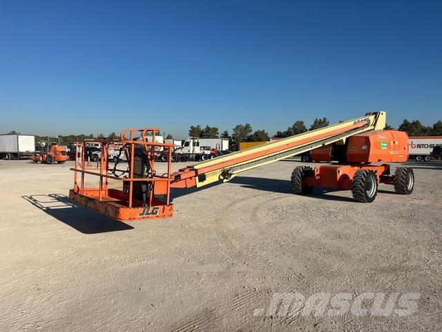 JLG 800S Teleszkópos emelők