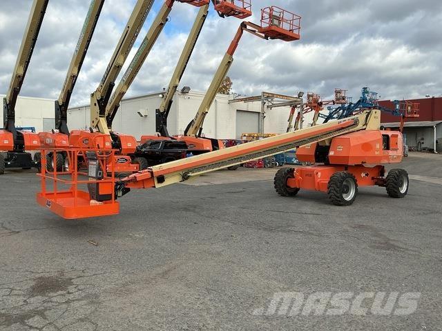 JLG 800S Teleszkópos emelők