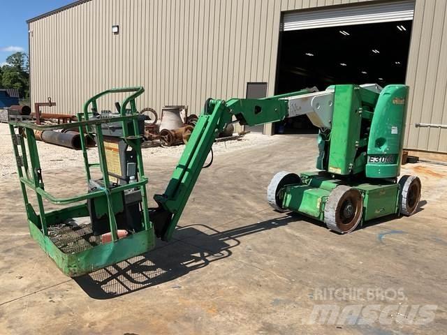 JLG E300AJ Karos emelők