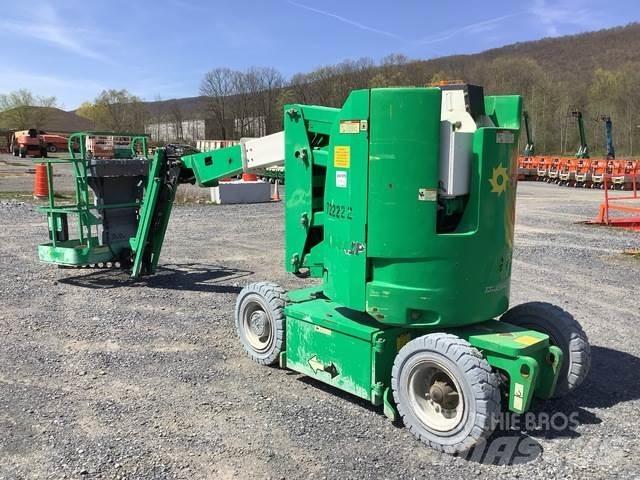 JLG E300AJP Karos emelők