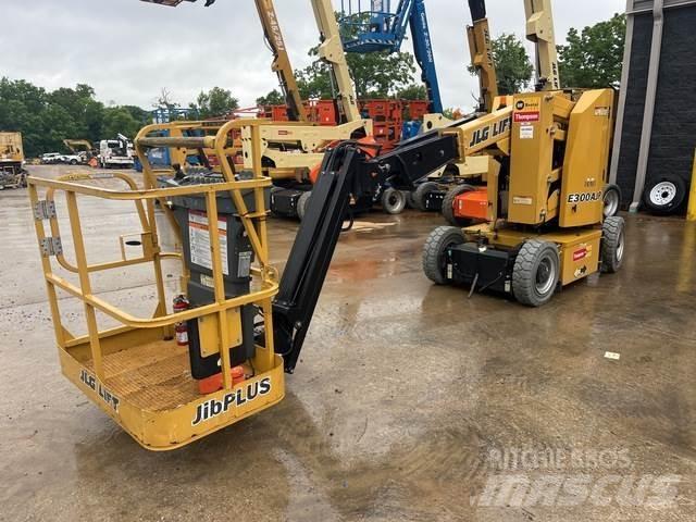 JLG E300AJP Karos emelők