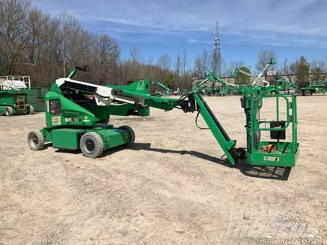 JLG E400AJPN Karos emelők