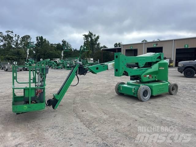 JLG E400AJPN Karos emelők