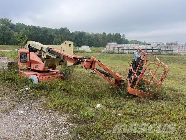 JLG E400AJPN Karos emelők