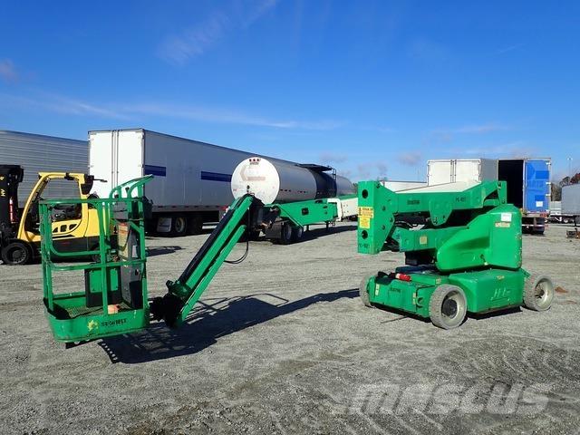 JLG E400AJPN Karos emelők