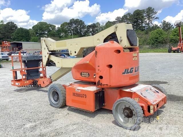 JLG E400AN Karos emelők