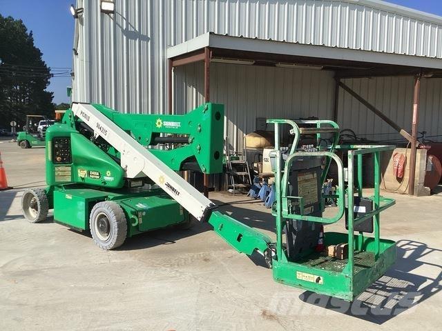 JLG E400AN Karos emelők