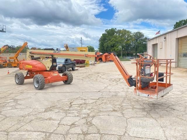 JLG E600JP Karos emelők