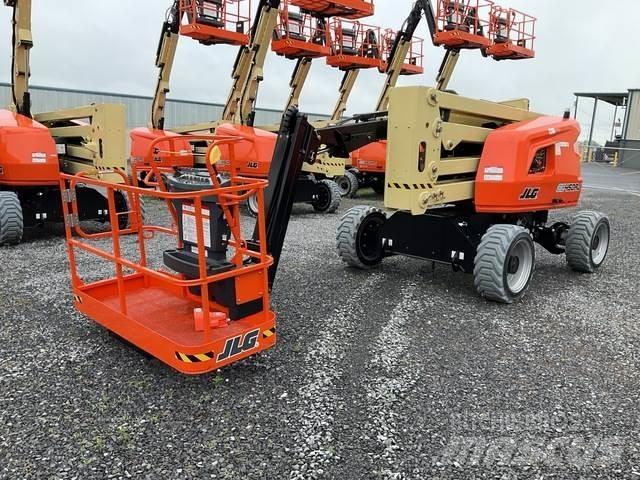 JLG EC450AJ Karos emelők