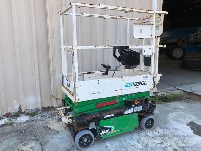 JLG ES1330L Ollós emelők
