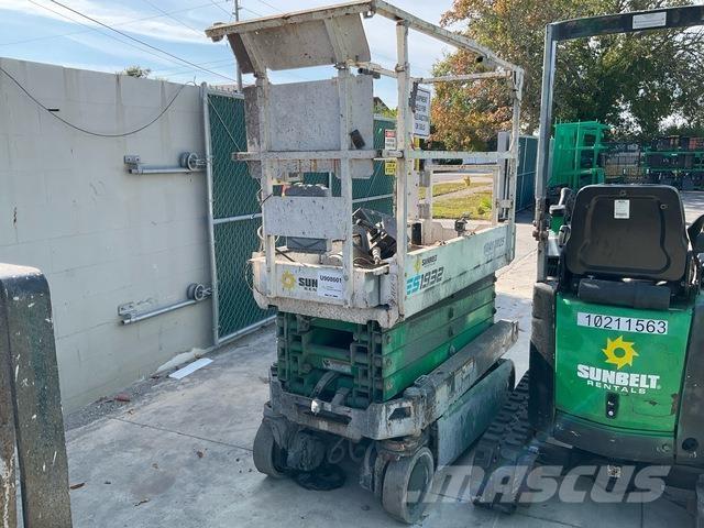 JLG ES1932 Ollós emelők