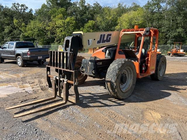 JLG G6-42A Teleszkópos rakodók