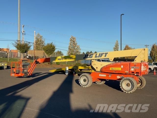 JLG M600J Teleszkópos emelők