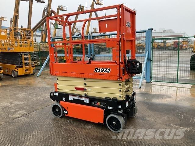 JLG R1932 Ollós emelők
