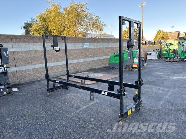 JLG Straddle Építőipar - Egyebek