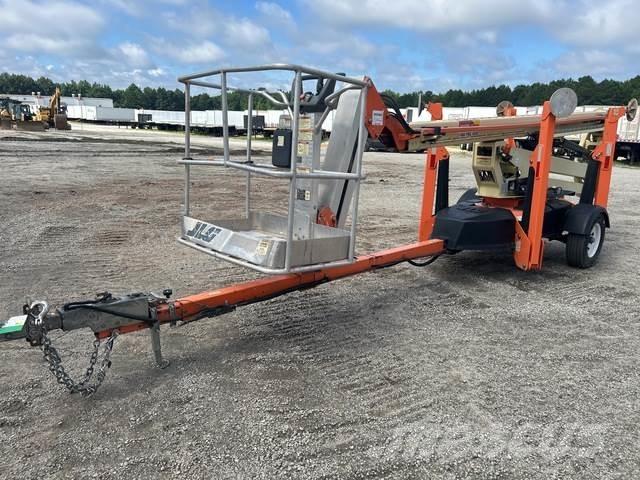 JLG T500J Pótkocsira szerelt emelők és állványok