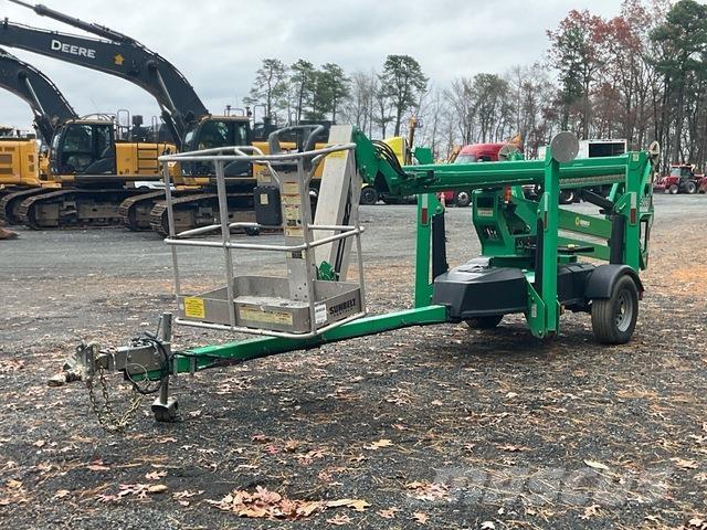 JLG T500J Pótkocsira szerelt emelők és állványok