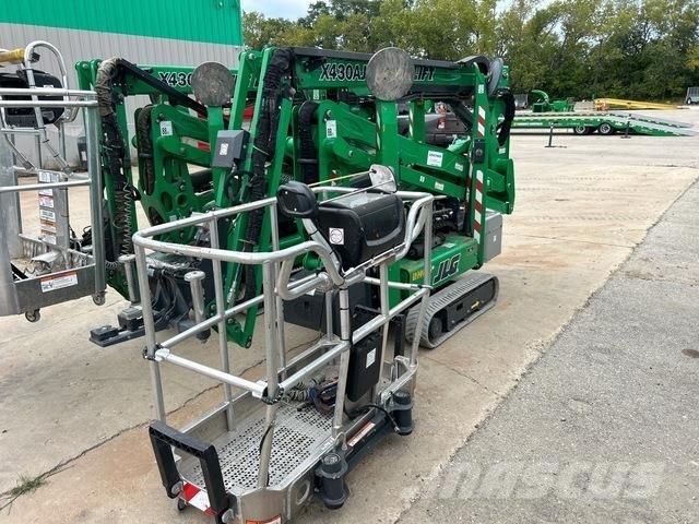 JLG X430AJ Karos emelők