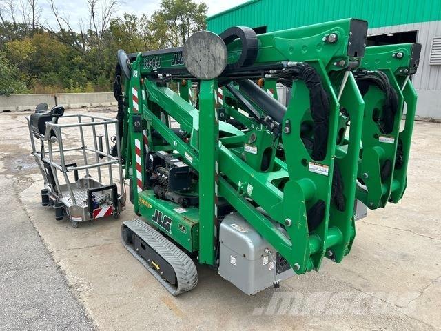 JLG X430AJ Karos emelők