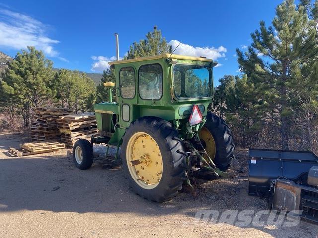 John Deere  Traktorok