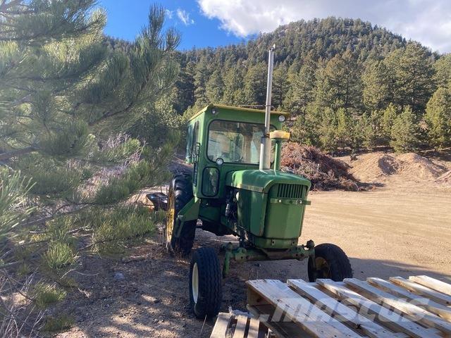 John Deere  Traktorok