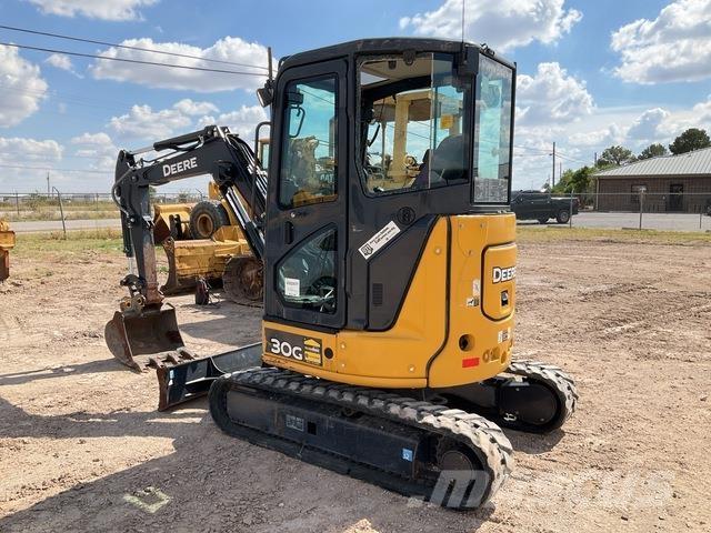 John Deere 30G Lánctalpas kotrók