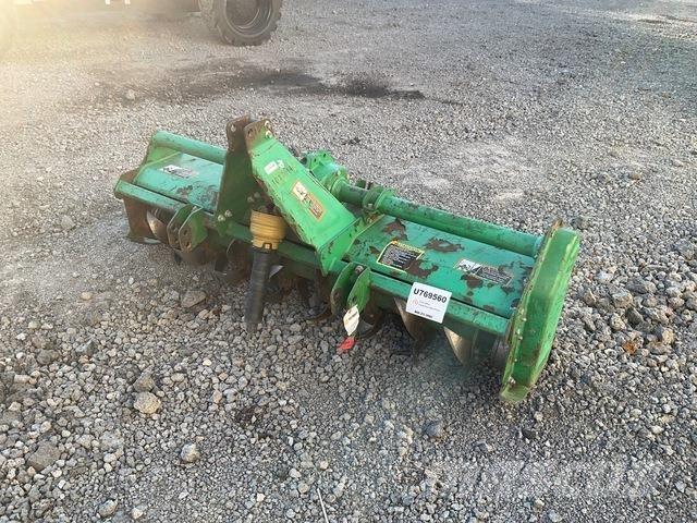 John Deere 665 Kardánhajtású ekék és Forgó-boronák