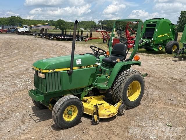 John Deere 770 Kompakt traktorok