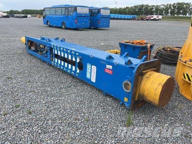 Junttan HHK5S Vibrátoros cölöpverő