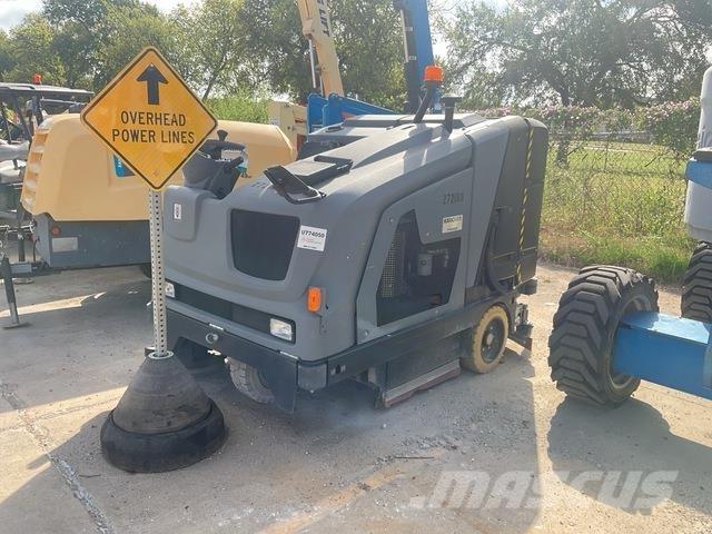 Kärcher B300 Beltéri takarító gépek