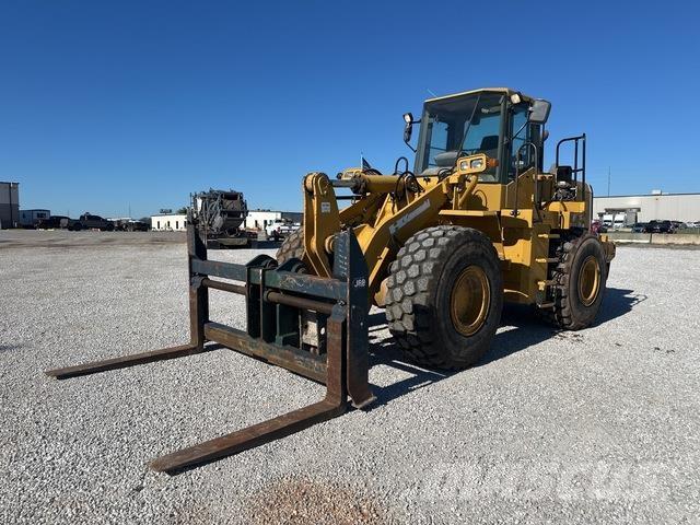 Kawasaki 80ZV Gumikerekes homlokrakodók