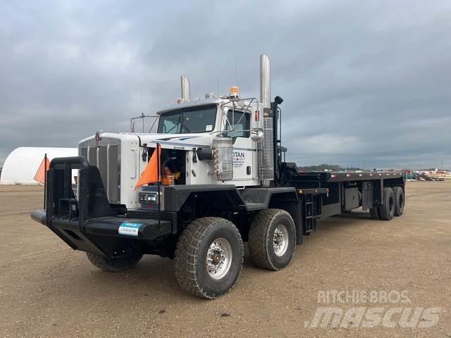 Kenworth C500 Platós / Ponyvás teherautók