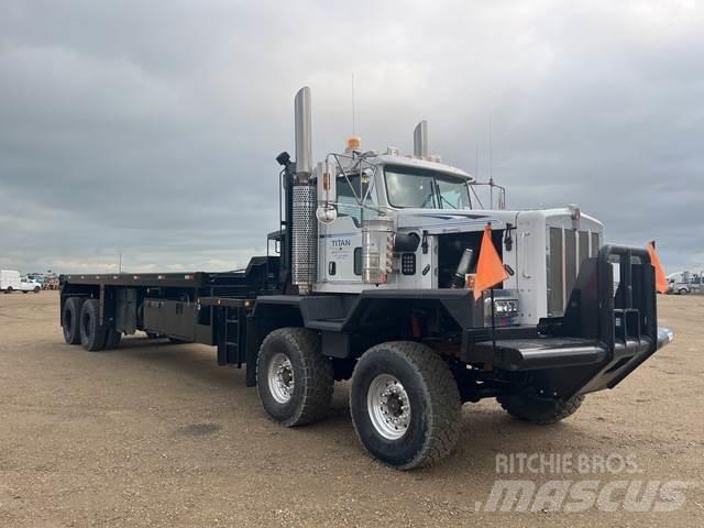 Kenworth C500 Platós / Ponyvás teherautók