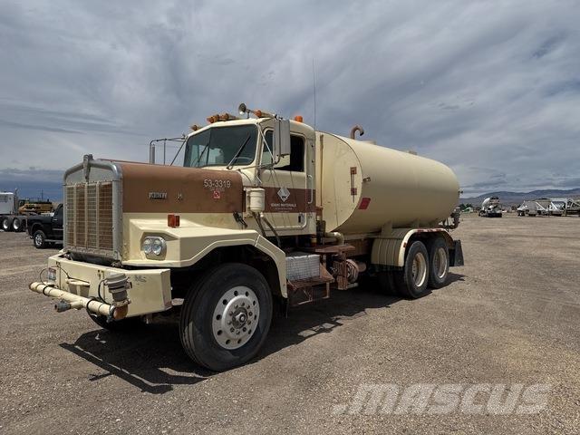 Kenworth C500 Vízszállító teherautók