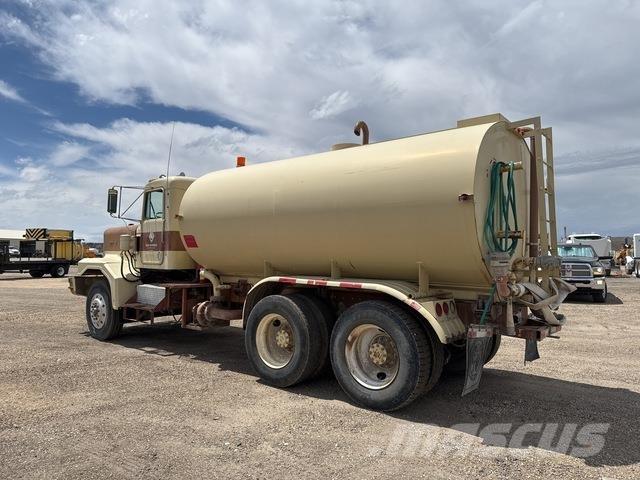 Kenworth C500 Vízszállító teherautók