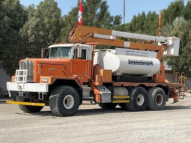 Kenworth C500B Teherautóra szerelt emelők és állványok