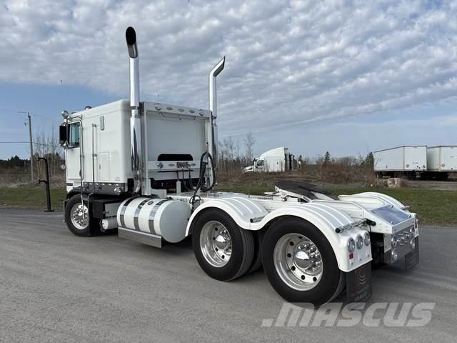 Kenworth K100 Vezetőfülke és belső tartozékok