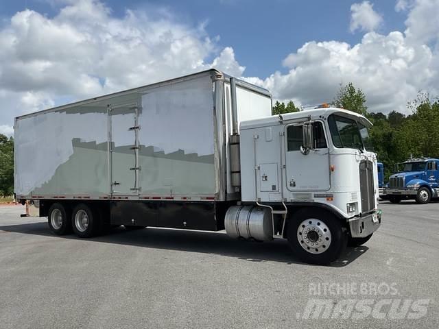 Kenworth K100E Dobozos teherautók