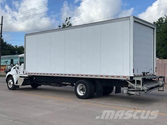 Kenworth T300 Dobozos teherautók