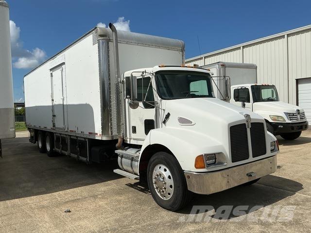 Kenworth T300 Dobozos teherautók