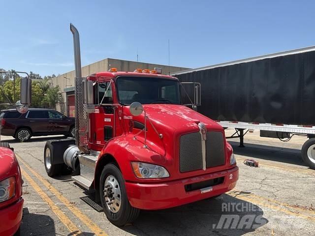 Kenworth T370 Nyergesvontatók