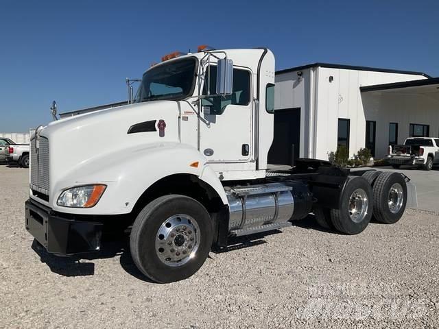 Kenworth T440 Nyergesvontatók
