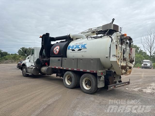 Kenworth T440 Lánctalpas kotrók