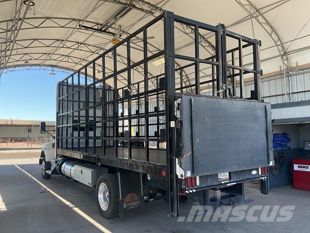 Kenworth T440 Platós / Ponyvás teherautók