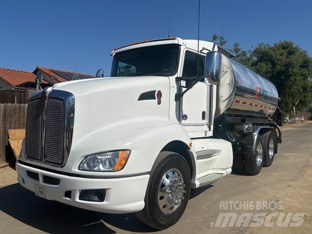 Kenworth T600 Betonkeverők/Betonpumpák