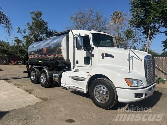 Kenworth T600 Betonkeverők/Betonpumpák