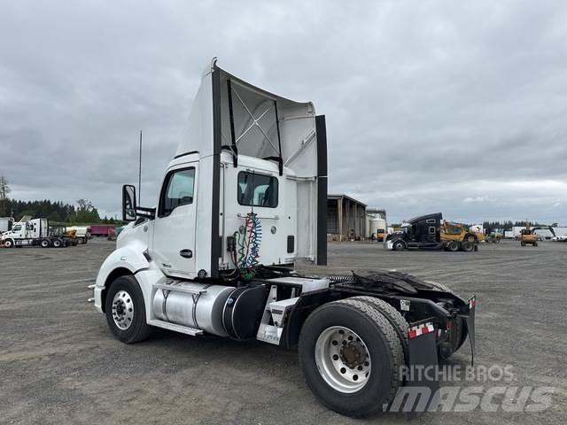 Kenworth T680 Nyergesvontatók
