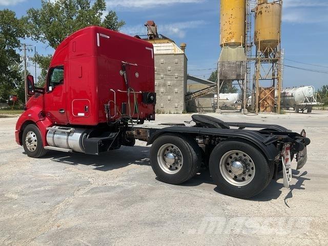 Kenworth T680 Nyergesvontatók
