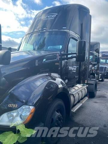 Kenworth T680 Nyergesvontatók