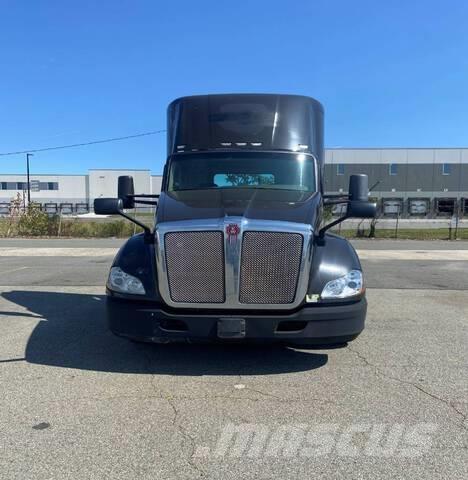 Kenworth T680 Nyergesvontatók